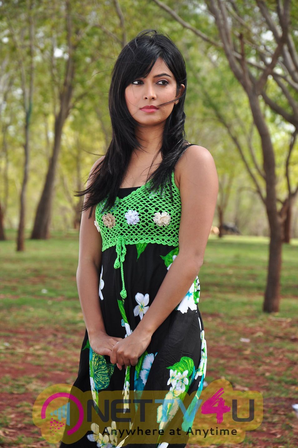 Actress Radhika Pandit Glamorous Images Kannada Gallery