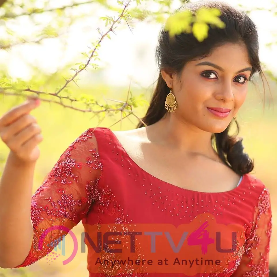 Actress Samyuktha Menon Cute Stills Malayalam Gallery