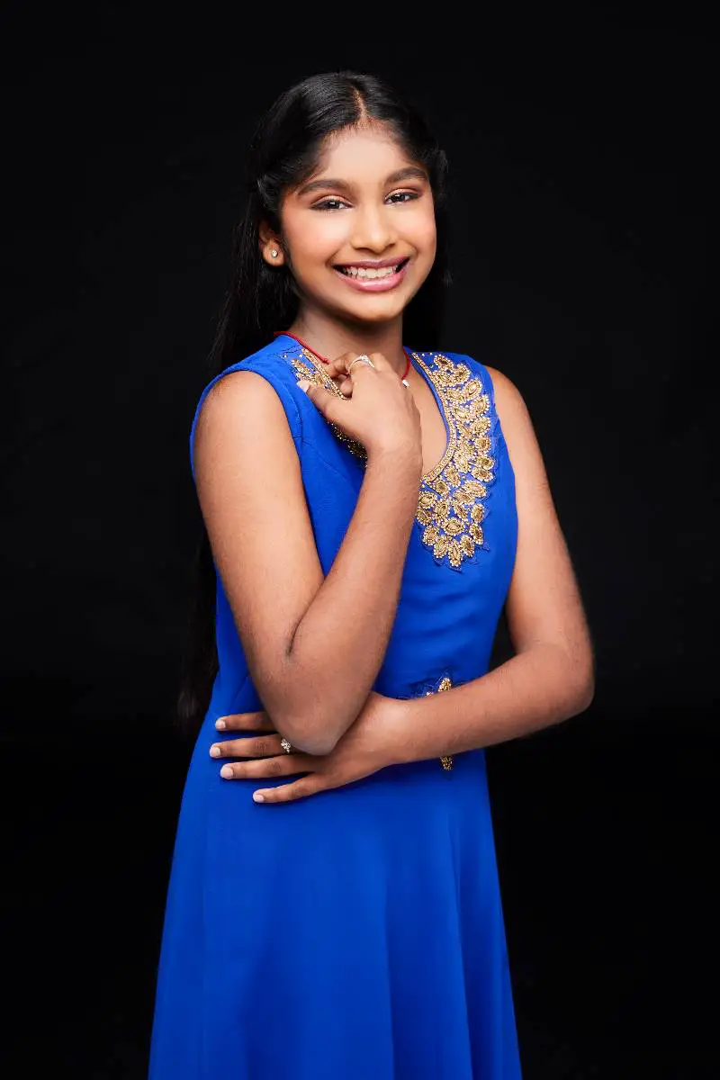 Tamil Child Artist Aashinnyaa