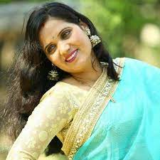 Pahari Singer Akansha Ramola