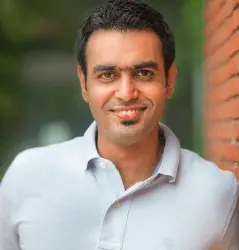 Hindi Writer Ravinder Singh