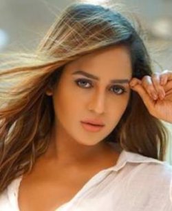 Kirti Chandela Hindi Movie Actress