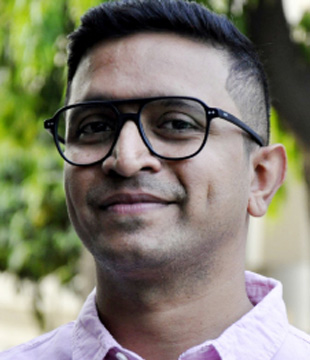 Shravan Katikaneni Hindi Editor