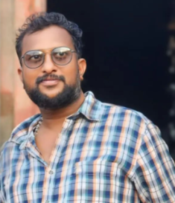 Rony Vellathooval Malayalam Makeup Artist
