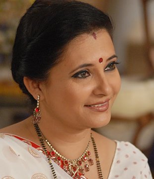 Hindi Supporting Actress Anuradha Rajadhyaksha