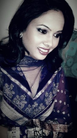 Urmila Dhangar Hindi Singer