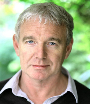 English Tv Actor Simon Davies