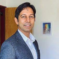 Vikram Bhandari Hindi Director