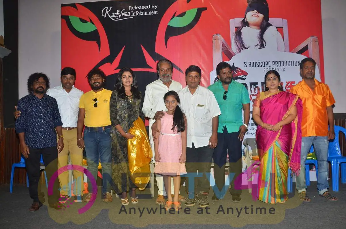 Onnaigal Jaakiradhai Movie Press Meet Stills  Tamil Gallery