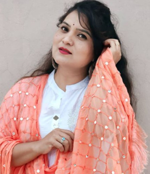 Marathi Movie Actress Manjusha Khetri