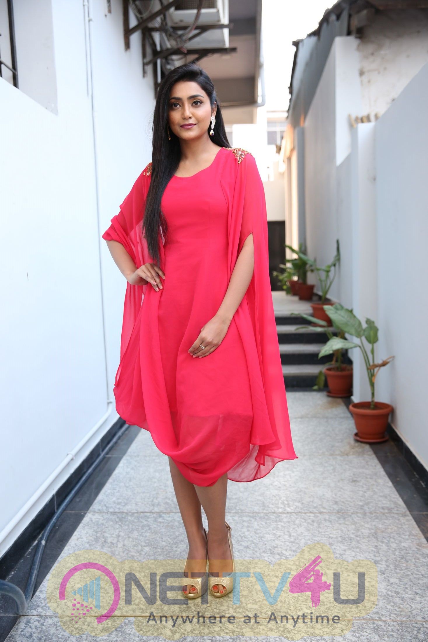 Actress Avantika Mishra Cute Photos Telugu Gallery
