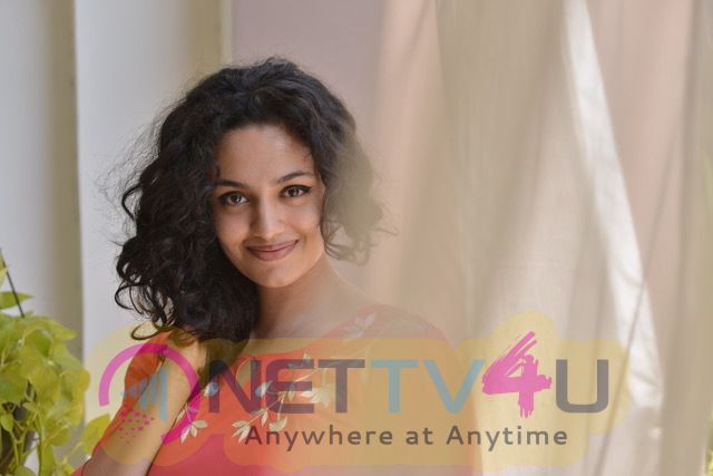 Arasiyala Idhellam Saadharanamappa Movie Heroine Stills Tamil Gallery