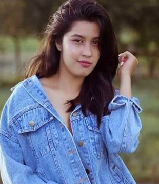 Hindi Model Sadhana Sharma
