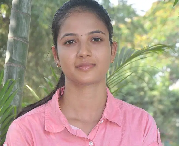 Tamil Movie Actress Sindhu Reddy