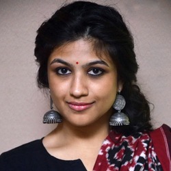 Telugu Movie Actress Supriya Aysola