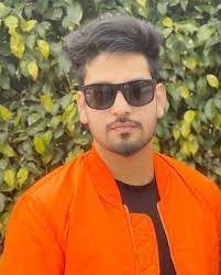 Kaptaan Hindi Lyricist