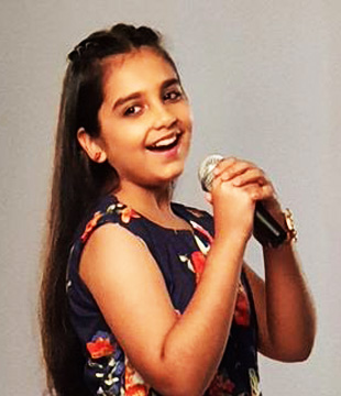 Marathi Singer Reet Narang