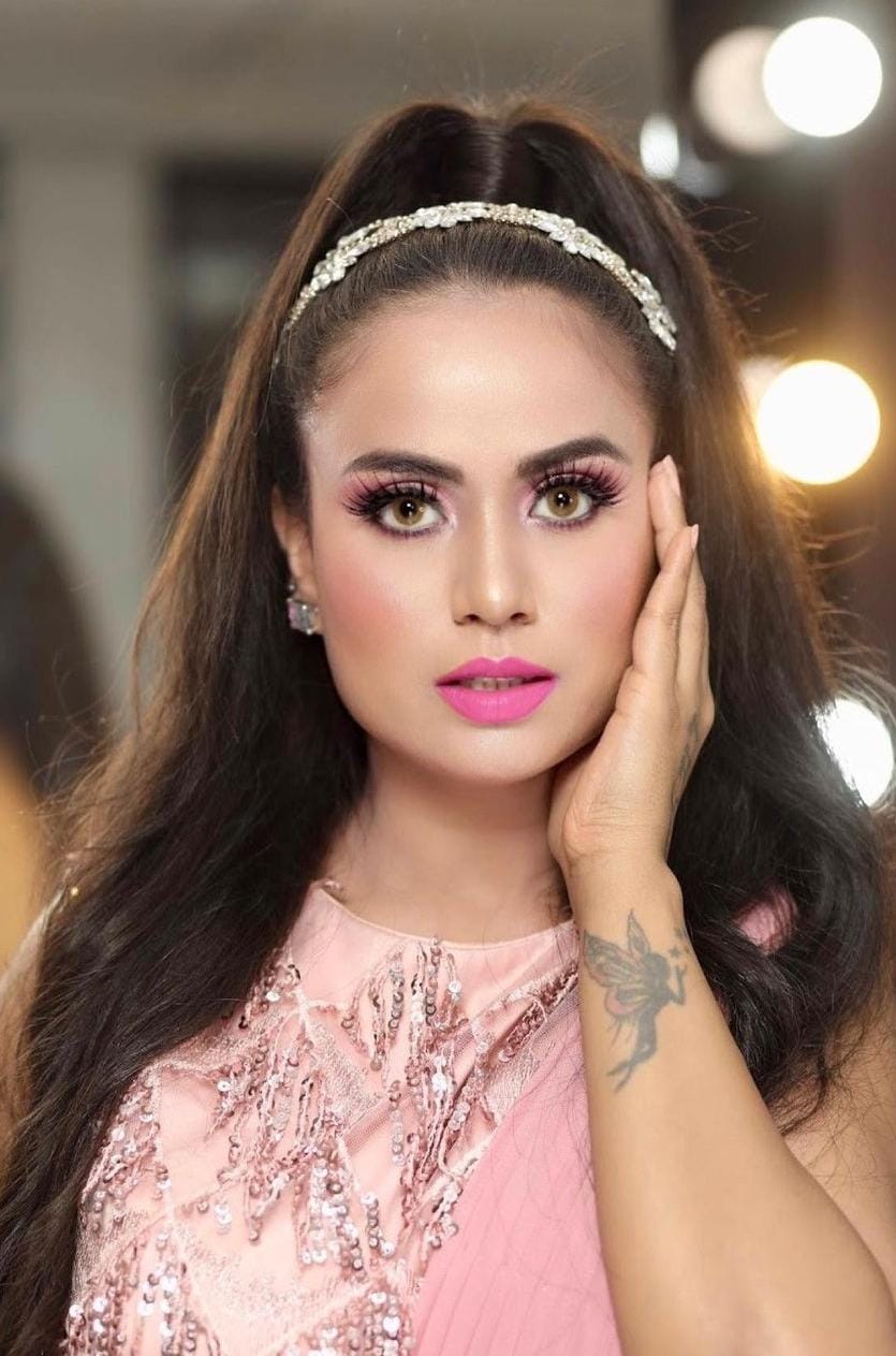 Hindi Model Simran Kour