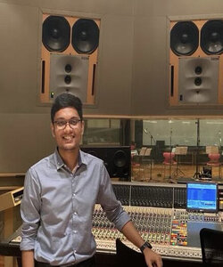 English Music Director Utsav Shrey