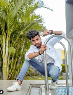Shivam Singh Rajput Hindi Influencer