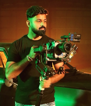 Hindi Cinematographer Cinematographer Aman Gupta