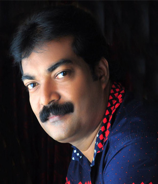 Malayalam Photographer Shiji Niram