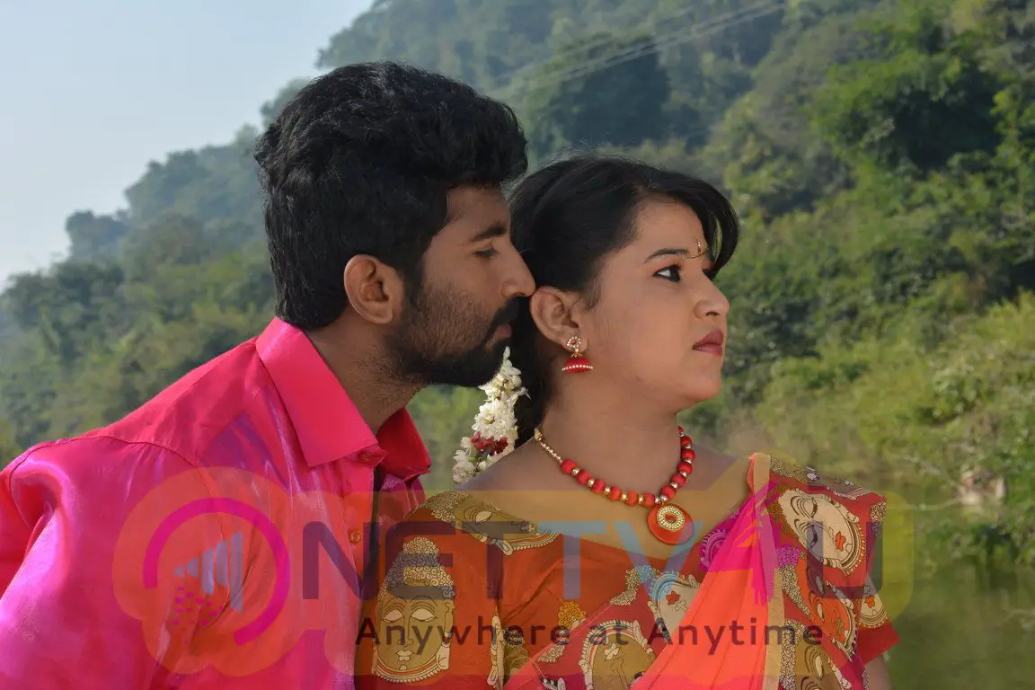 Ithuku Thaan Naan Appave Sonnen Movie Images Tamil Gallery