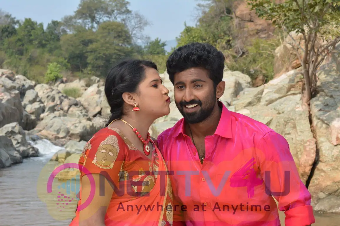Ithuku Thaan Naan Appave Sonnen Movie Images Tamil Gallery