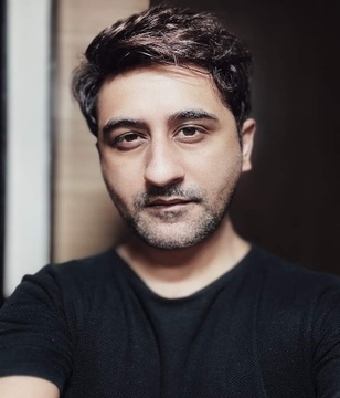 Siddhartha Gandhi. English Colorist