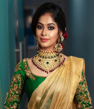 Tamil Tv Actress Dharshana Ashokan