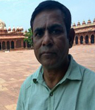 Hindi Cinematographer Dinesh Singh