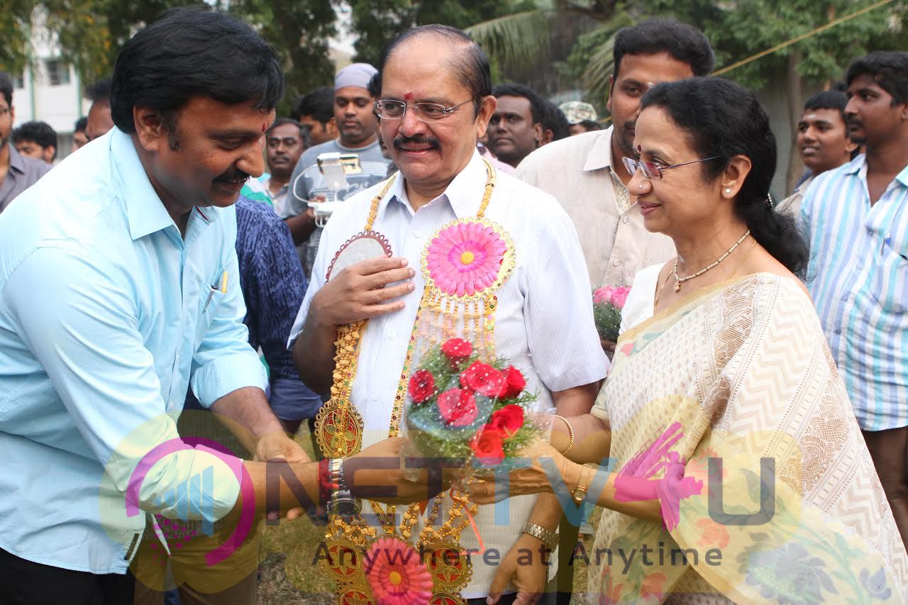 Bairava Shooting Wrap Up Latest Stills Tamil Gallery