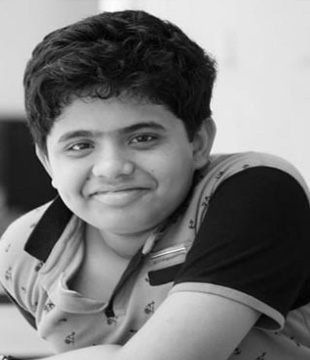 Marathi Child Artist Pushkar Lonarkar