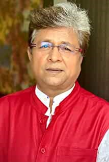 Manoj Rajan Tripathi Hindi Writer