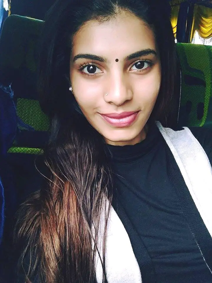 Tamil Actress Hamsni Perumal