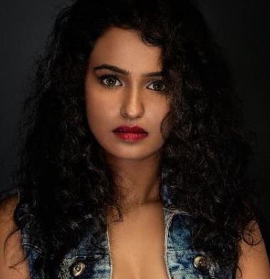 Tanvi Patil Tamil Movie Actress