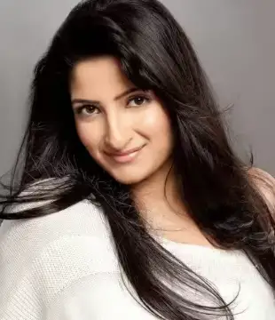 Hindi Actress Pixie Mahajan