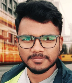 Jhanish Gollar Hindi Writer