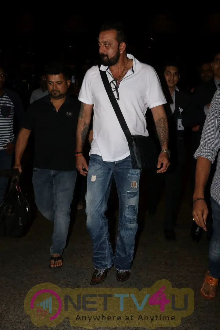 Sanjay Dutt Spotted At The Airport  Hindi Gallery