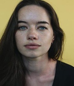 Anna Popplewell English TV-Actress