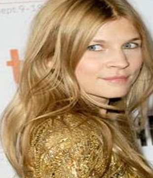31-10-2020/clemence-poesy.jpg