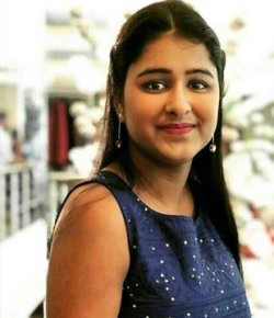 Pooja Tiwari Hindi Singer