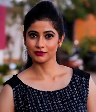 Telugu Movie Actress Kashmira Panache