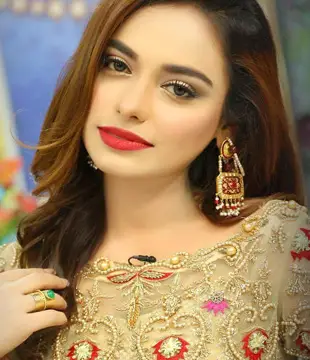 Urdu Tv Actress Anum Aqeel