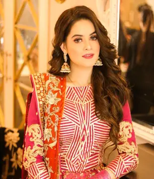 Urdu Tv Actress Minal Khan
