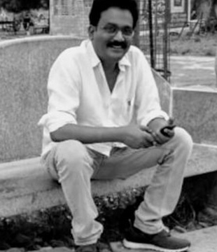 Telugu Writer Ravi Kolikapudi