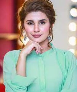 Urdu Actress Kubra Khan