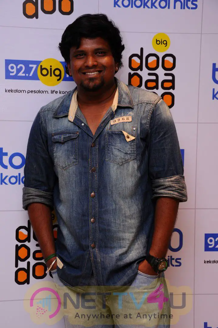 92.7BIG FM Launches BIG DOO PAA With Lyricist And Dialogue Writer Madhan Karky Excellent Photos Tamil Gallery