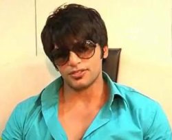Karanvir Bohra Hindi TV-Actor
