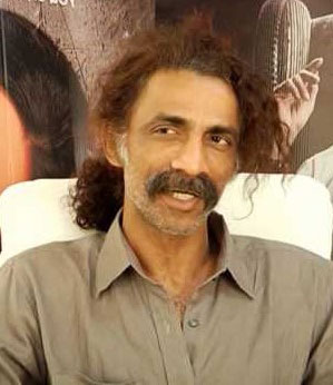 Hindi Director Makarand Deshpande